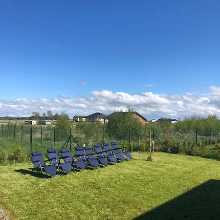 Apartment Adama Mit Garten Und Pool Gąski